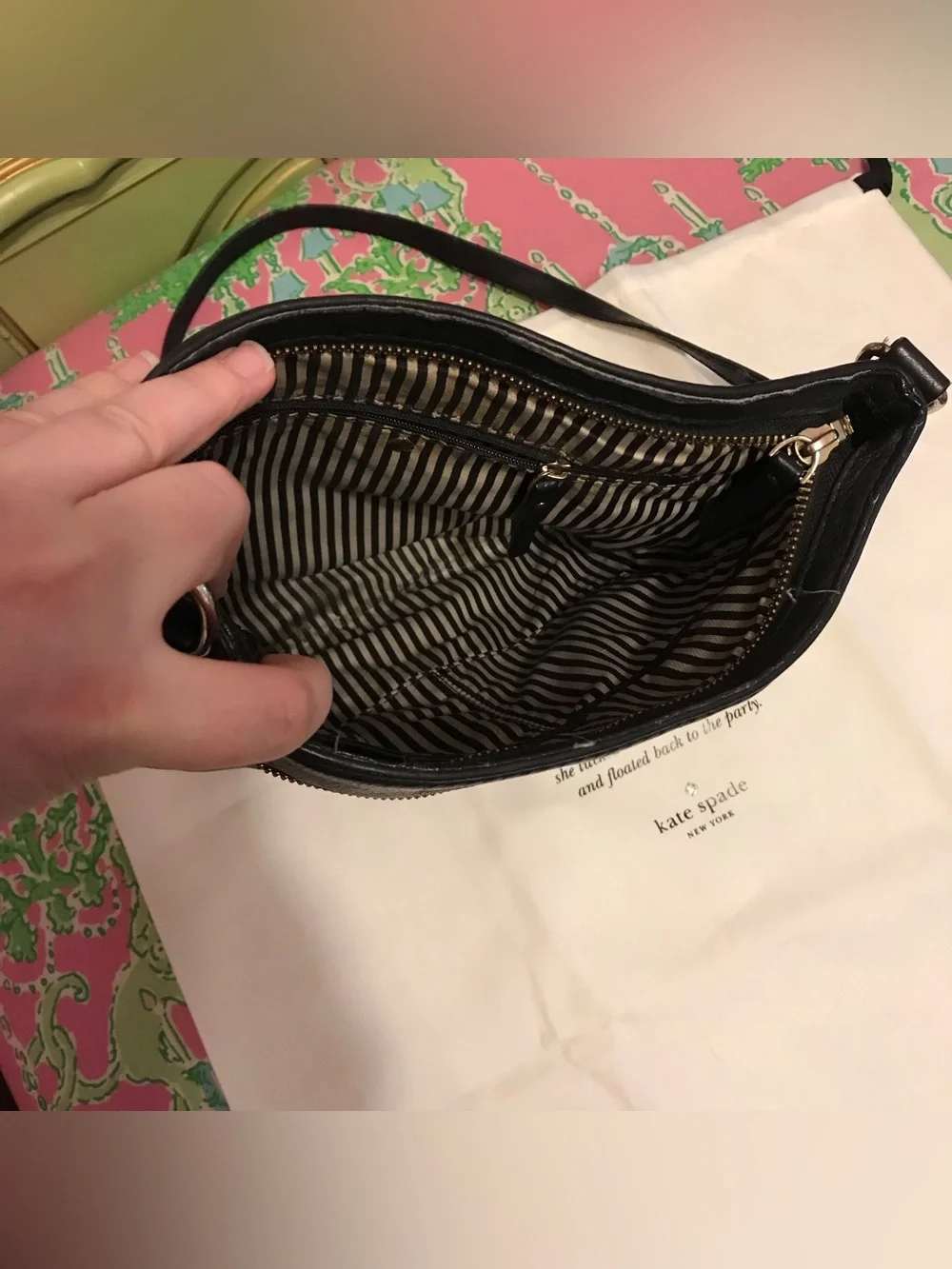Kate Spade black and silver cobble hill Ellen crossbody purse